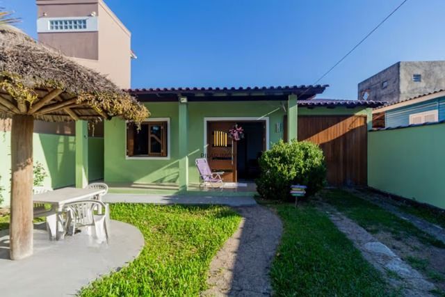 Casa de 2 quartos e 1 vaga de garagem em Cachoeirinha.