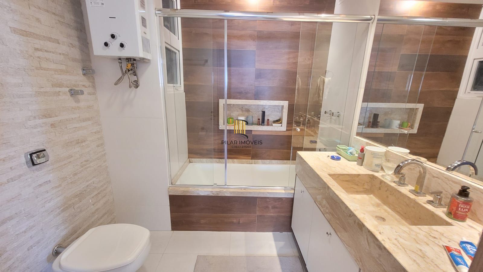 Apartamento mobiliado de 3 quartos, elevador no bairro Santana