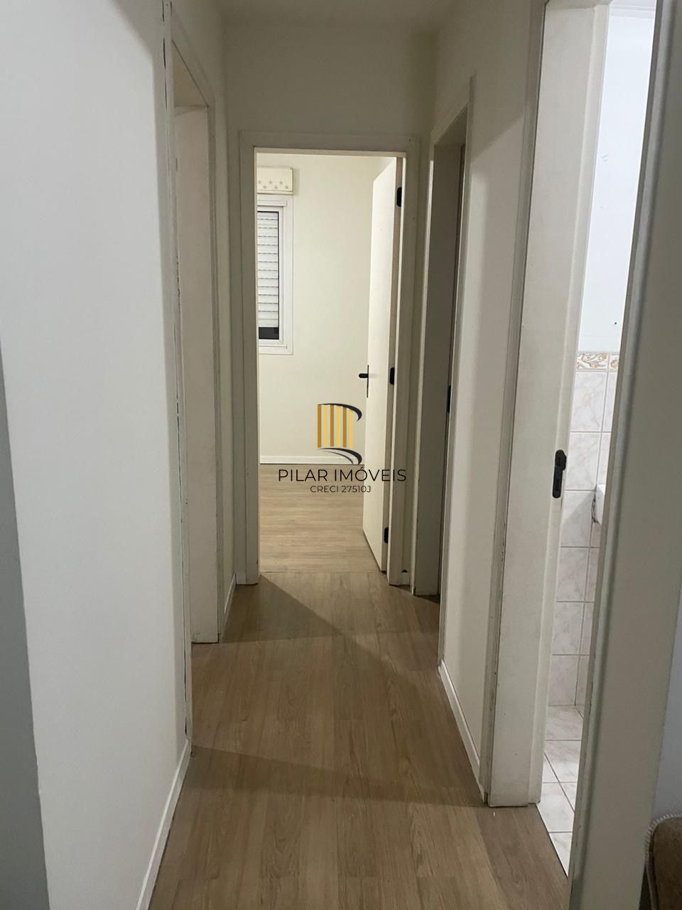 Apartamento de 2 quartos Humaitá Quarto andar com cozinha