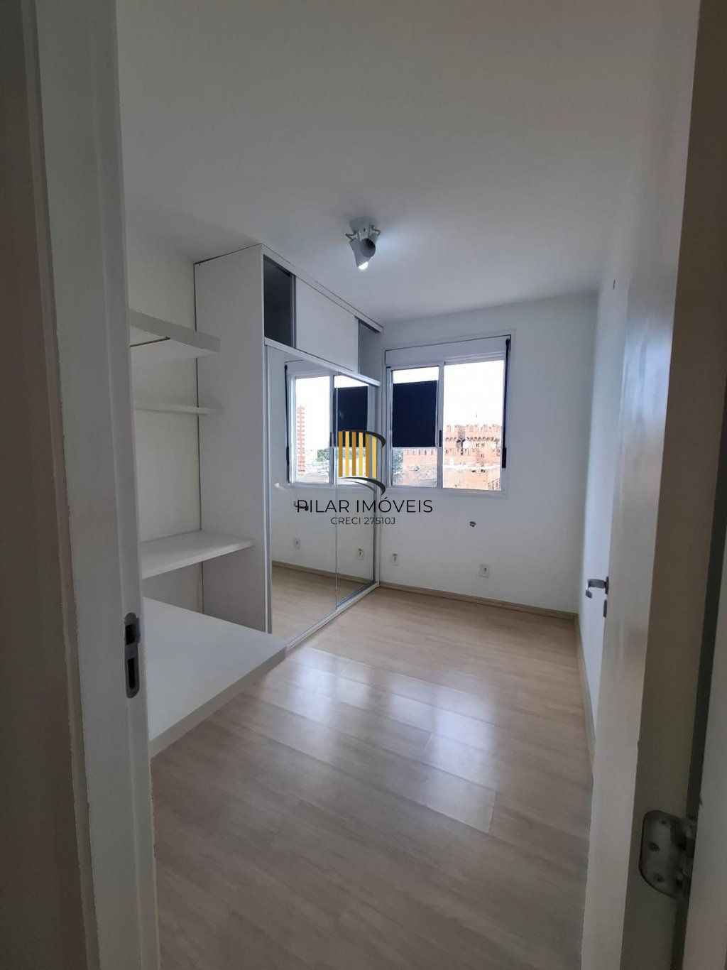 Apartamento 2 Quartos, Suíte, Vaga, Elevador no Condomínio Boulevard