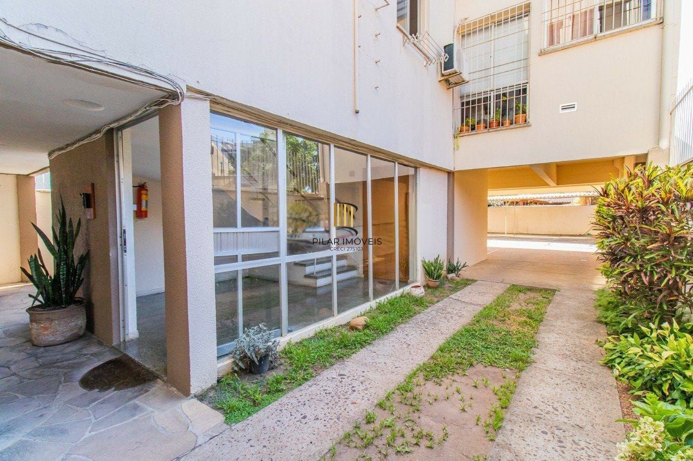 Cobertura de 1 dormitório no bairro Sarandi