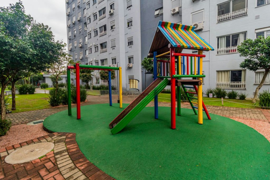 Apartamento com 2 quartos, 1 vaga e churrasqueira no bairro Passo Das Pedra.