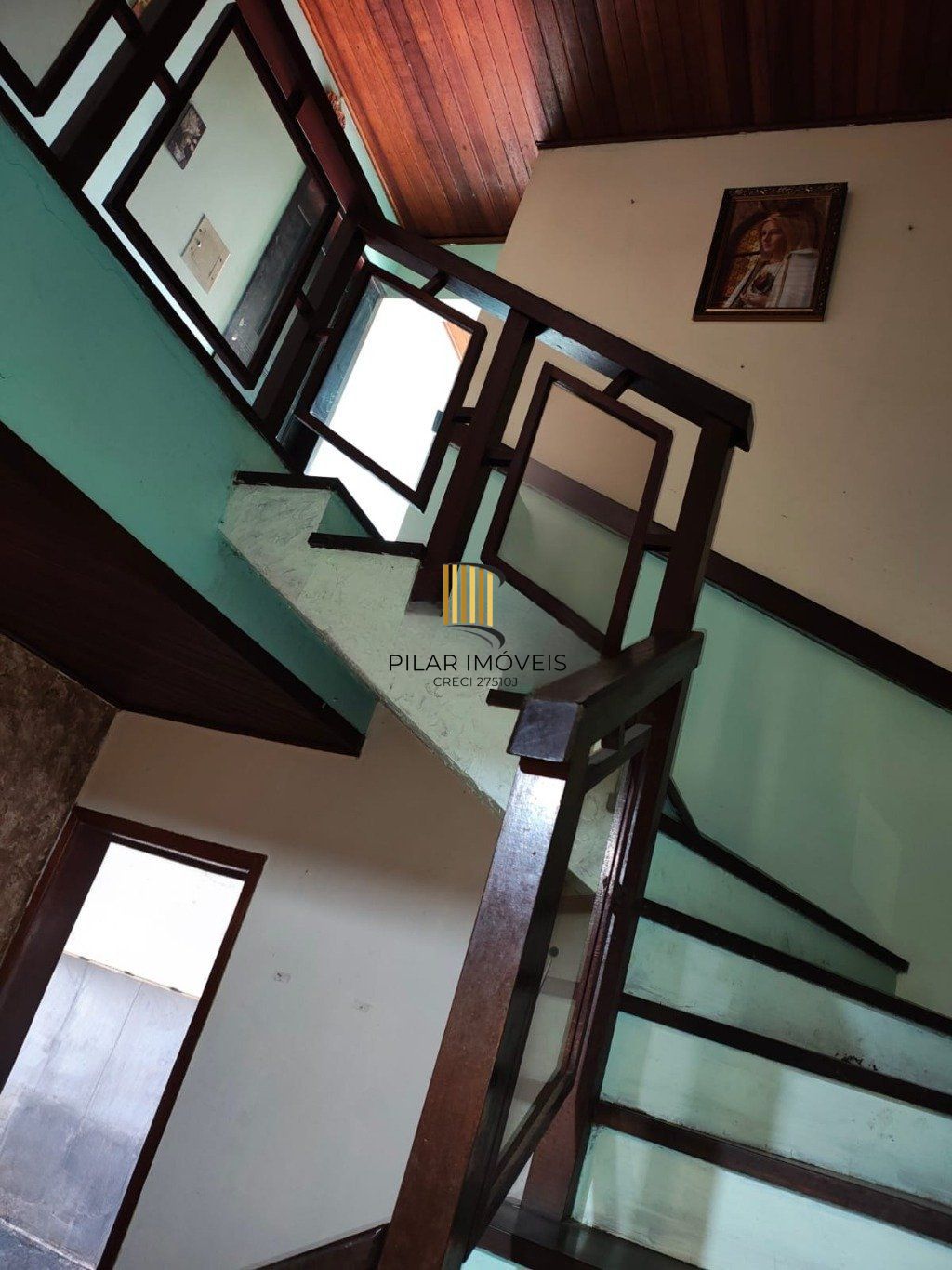 Casa com 3 Quartos, 3 Banheiros, 2 vagas No Bairro Nonoai.