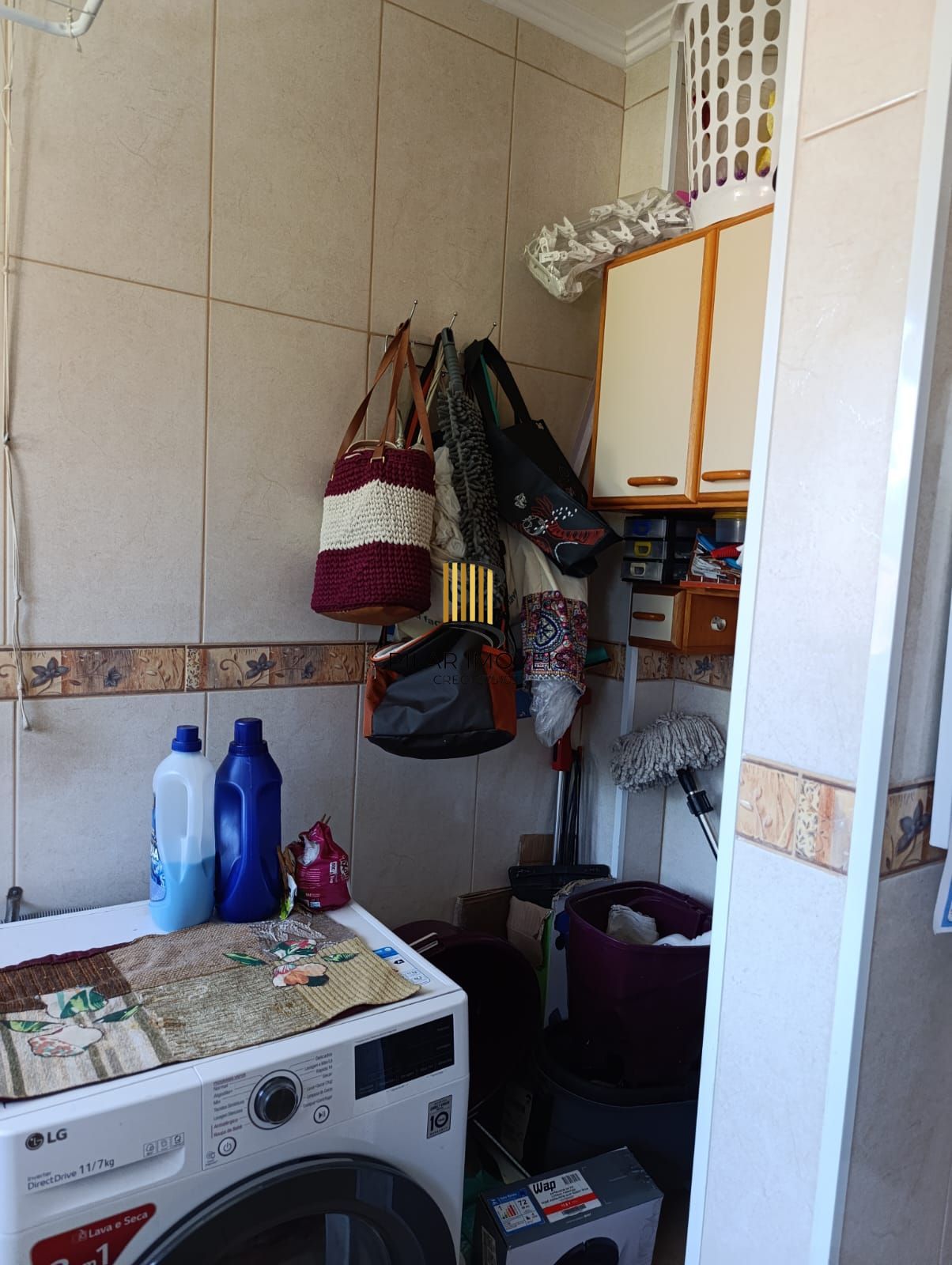 Apartamentosemi mobiliado de 2 dormitórios, 1 vaga no bairro Partenon