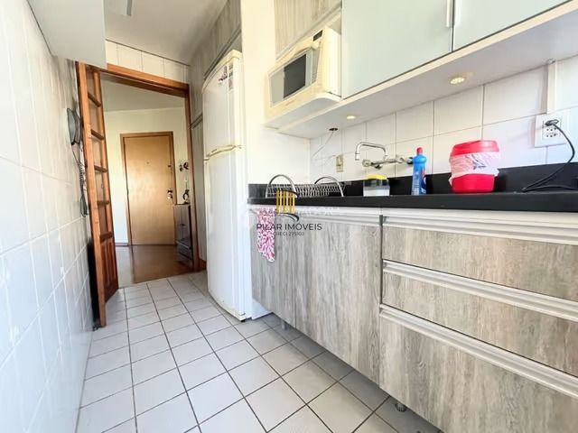 Apartamento de 2 dormitórios, elevador no bairro Petrópolis Porto alegre.