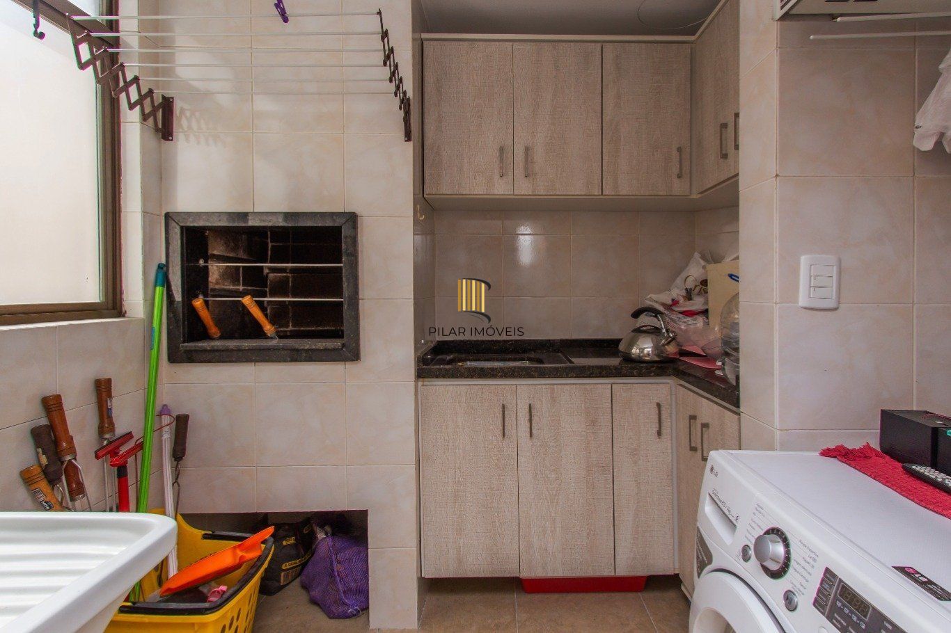 Apartamento mobiliado 2 quartos com suíte e vaga no Rio Branco
