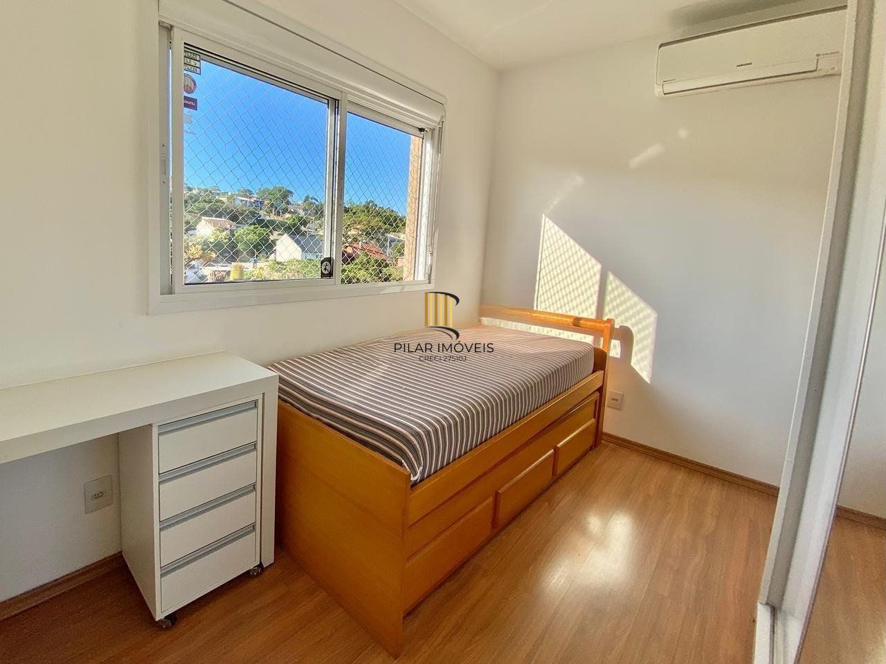 Apartamento de 3 quartos, suíte, elevador e 2 vagas no bairro Teresópolis