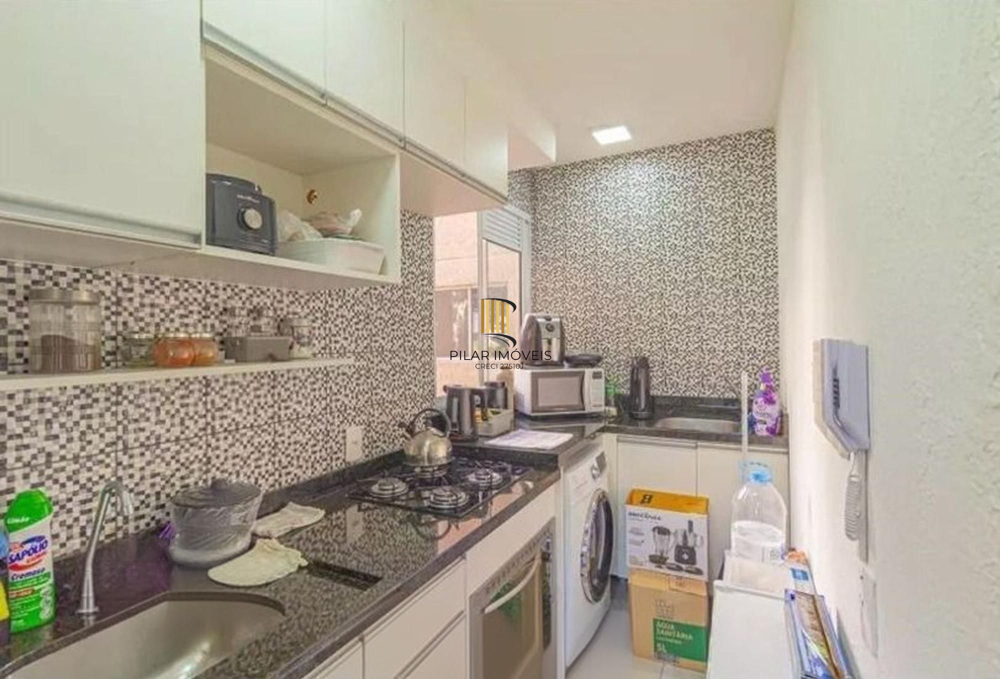 Apartamento com 2 dormitórios e 1 vaga de garagem em Canoas.