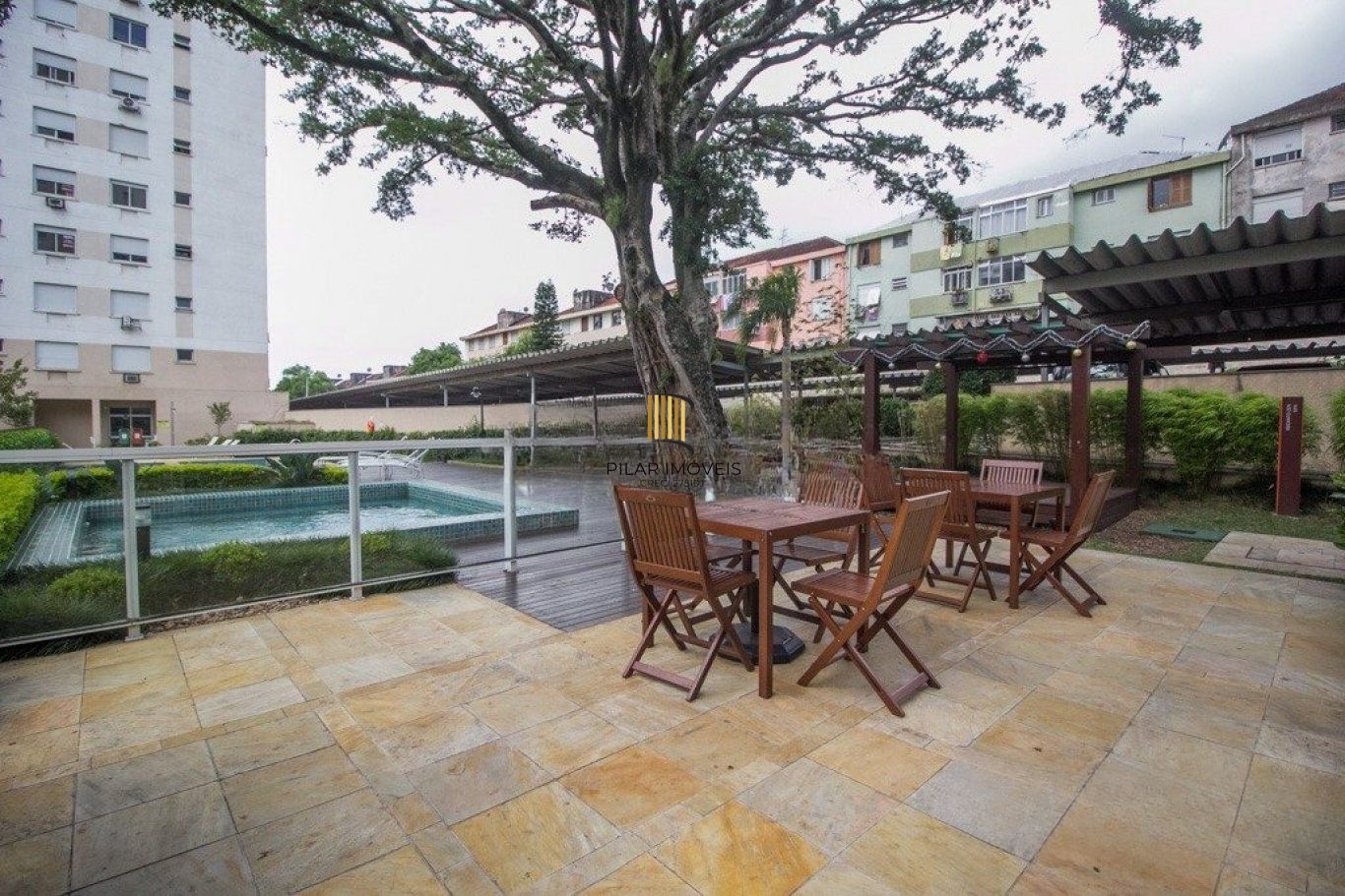 Apartamento com 3 quartos, 1 Suíte, 2 vagas e 83m² à venda em Jardim Lindóia.