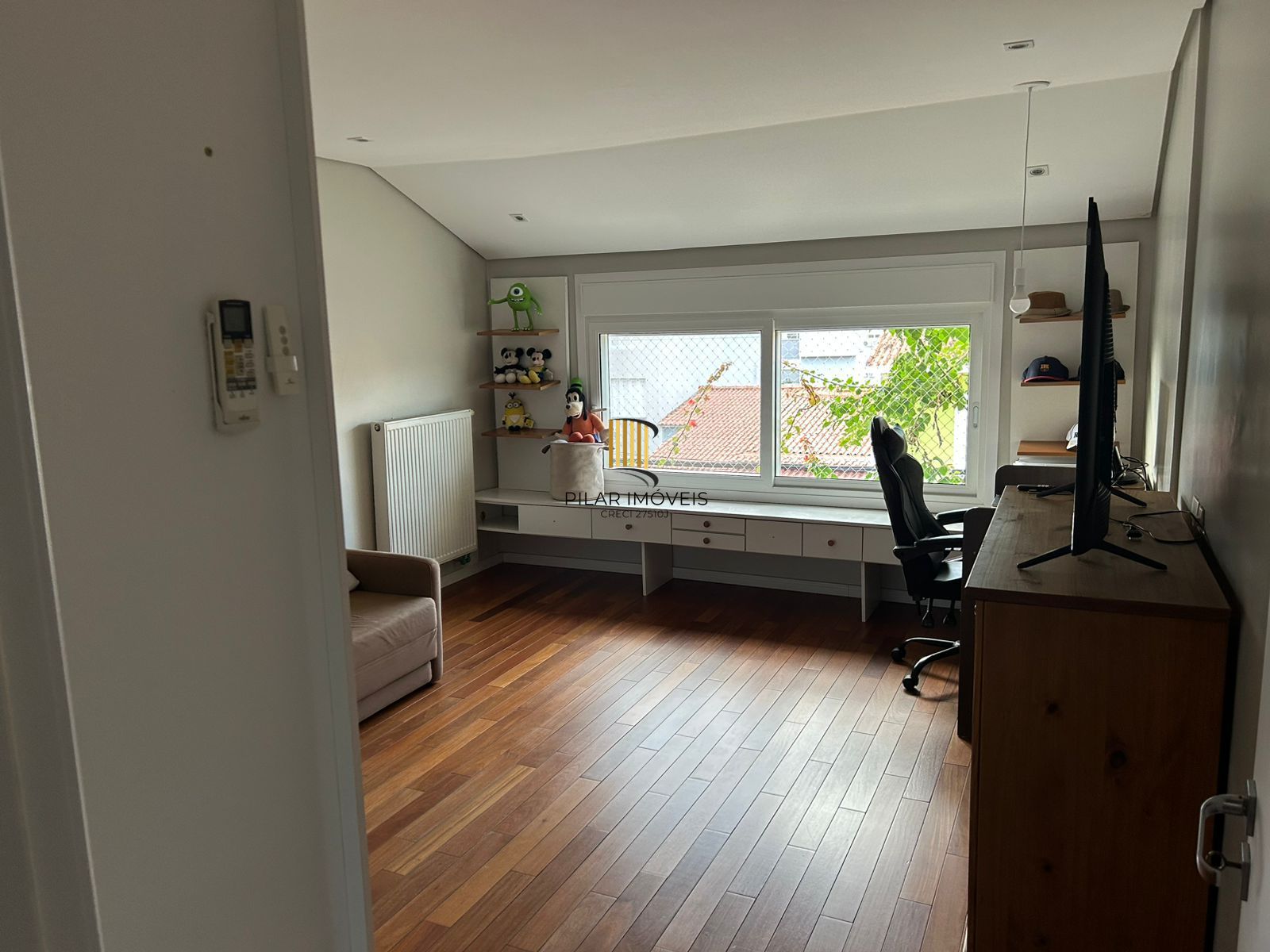 Casa em condomínio 4 dormitórios com piscina e energia solar no Santo Antonio