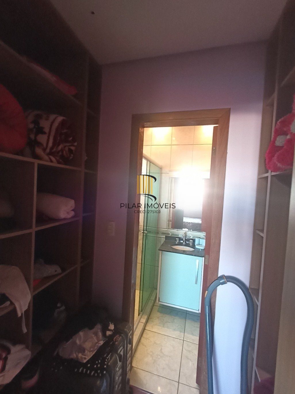 Casa de 3 dormitórios e 2 vagas de Garagem em Canoas.
