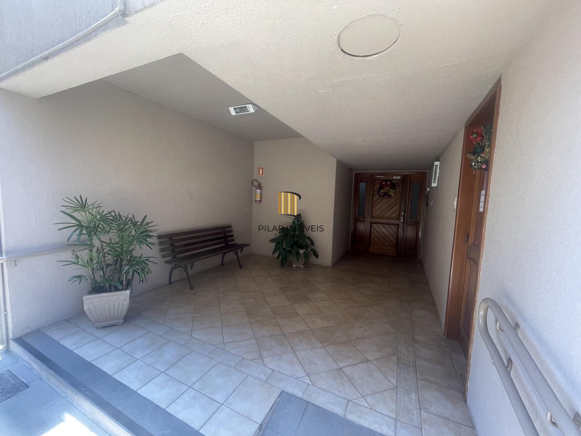 Apartamento com 2 quartos com closet à venda 1 vaga de garagem Elevador Sarandi