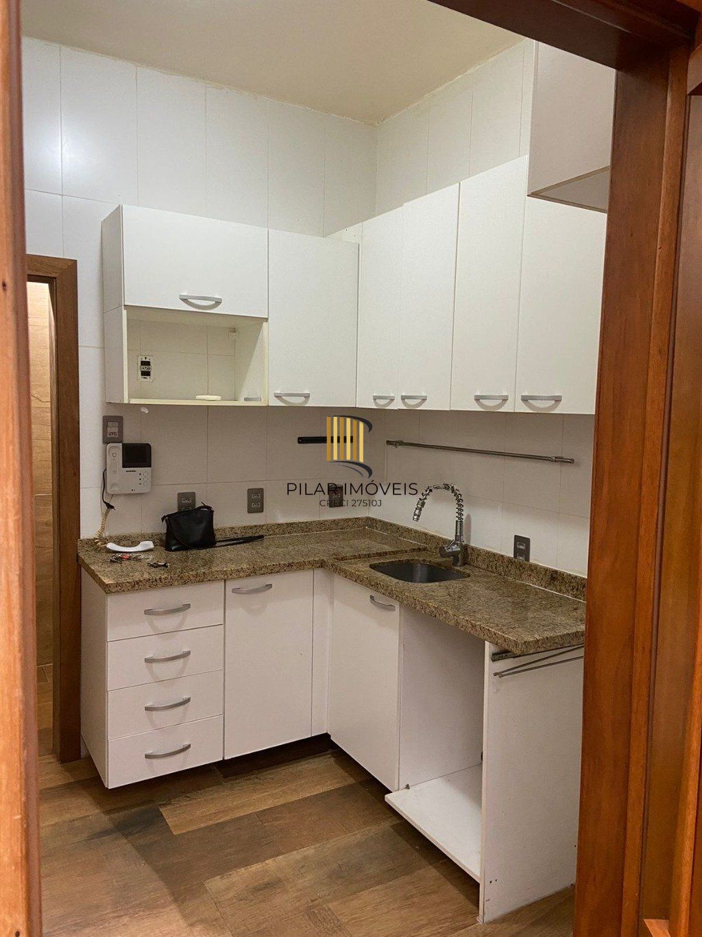 Apartamento térreo de 3 dormitórios bairro Floresta