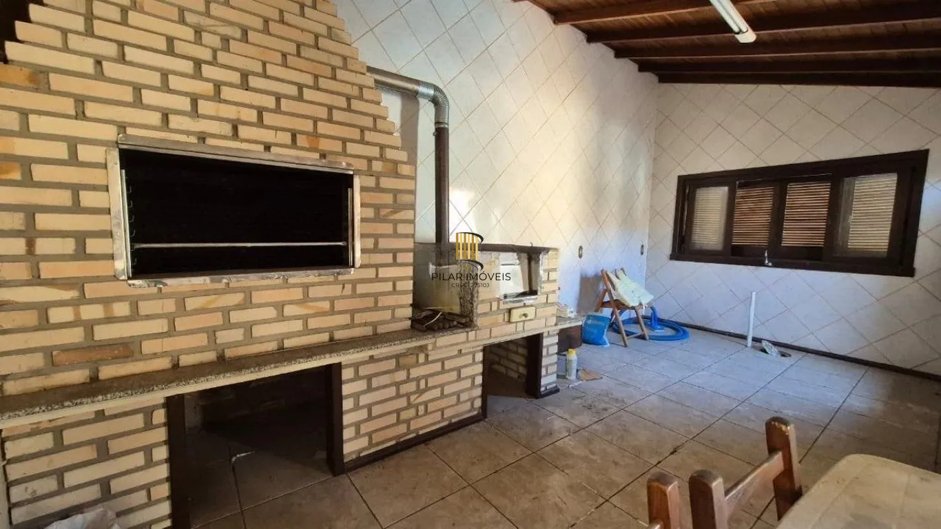 Casa de 3 quartos e 5 vagas de garagem em Canoas. - Pilar Imóveis