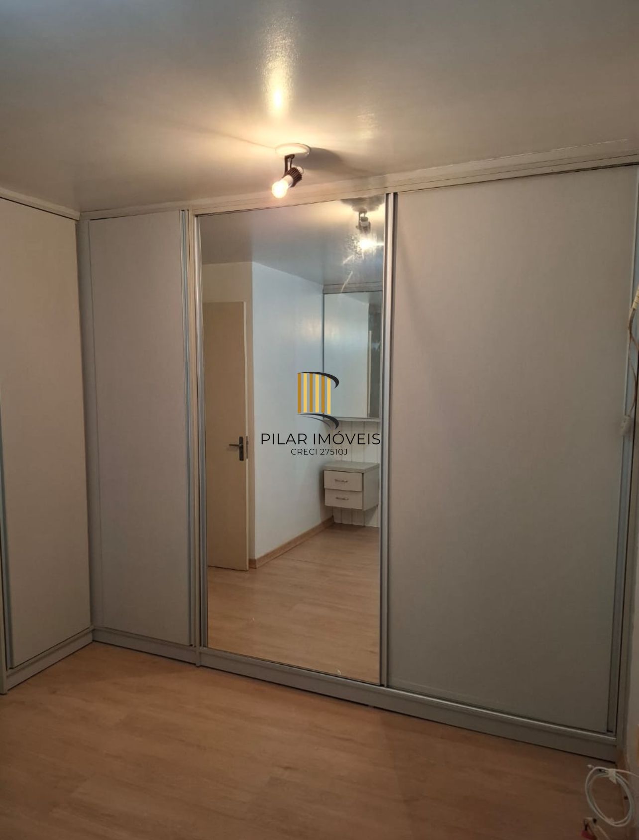 Casa com 2 quartos à venda na Avenida Faria Lobato, 1120, Sarandi, Porto Alegre