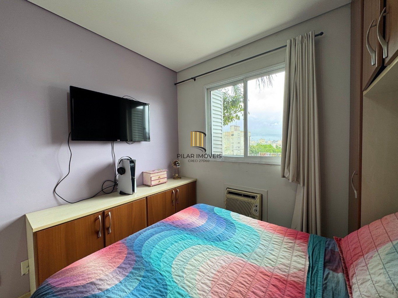 Apartamento com 2 quartos, 1 vaga e elevador no bairro Sarandi