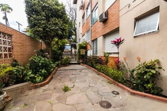 Apartamento de 1 dormitório no Bairro Jardim do Salso em Porto Alegre.