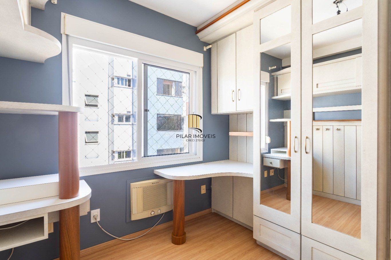Apartamento com 3 Quartos, 1 suite e 1 vaga à Venda no bairro Tristeza.