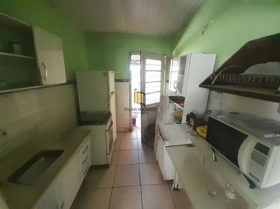 Casa com 3 quartos e 110m² à venda na Cidade Baixa, Porto Alegre.