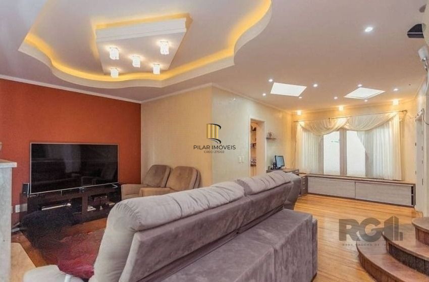 Casa com 4 suítes no Bairro Jardim Itu