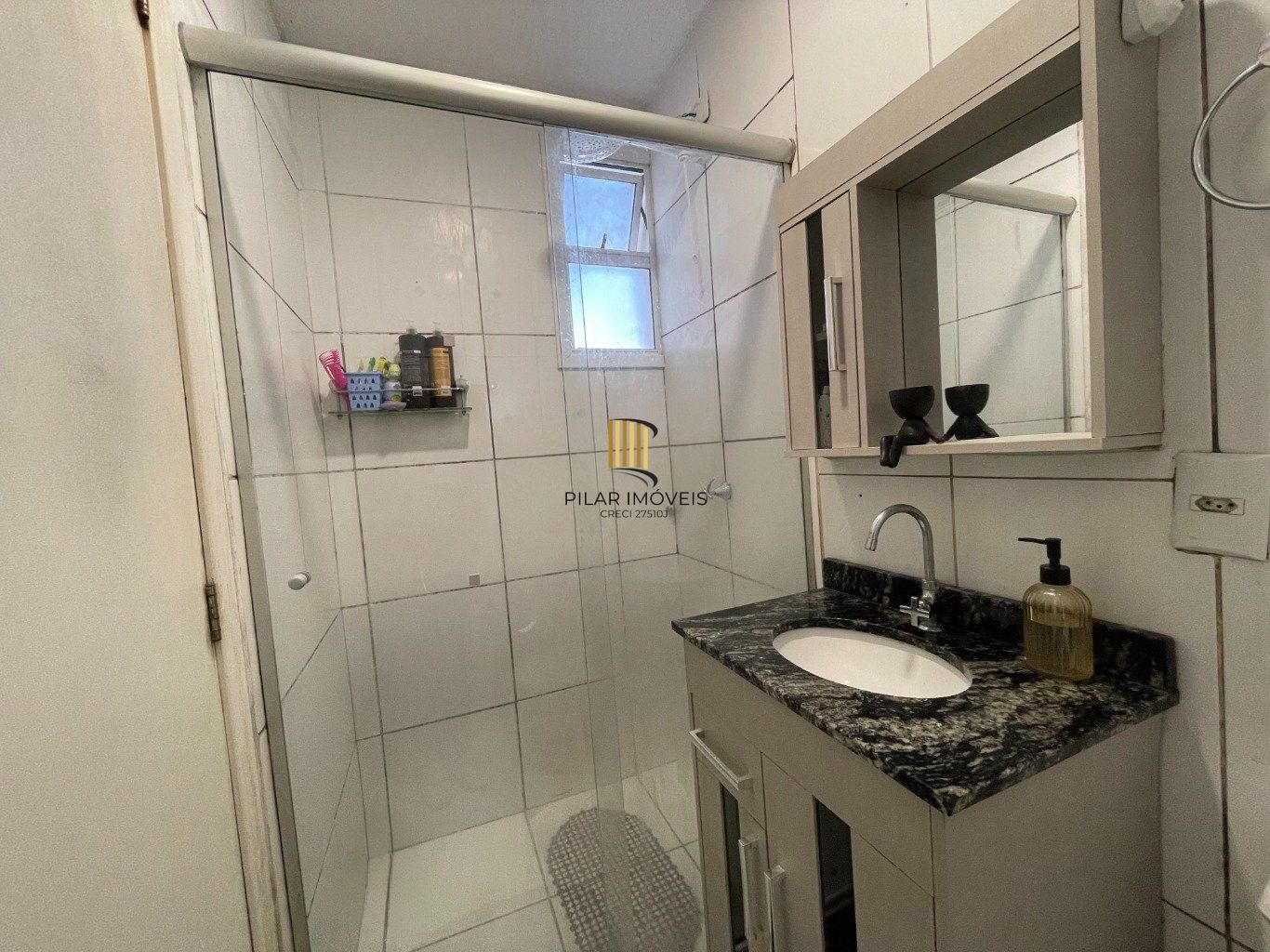 Casa com 3 quartos e 2 vagas em Alvorada no Condomínio Terra Nova