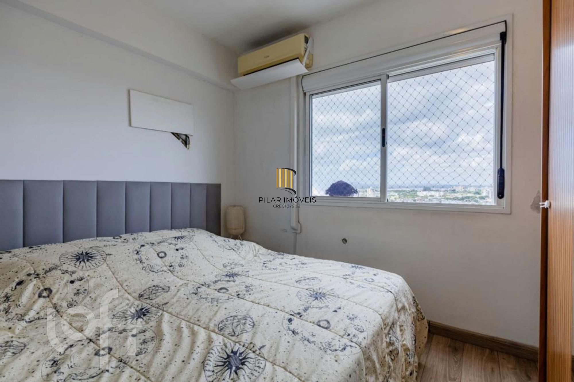 Apartamento com 3 quartos, 2 vagas, piscina elevador no bairro Vila ipiranga