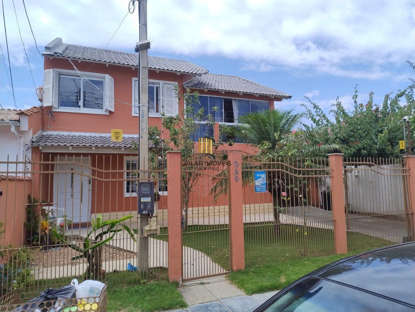 Casa com 3 dormitorios, 1 suíte e com 1 vaga de garagem coberta em Canoas.