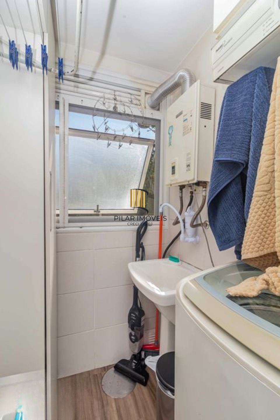 Apartamento de 3 quartos, suíte, elevador, 1 vaga no bairro Jardim Itu-Sabará