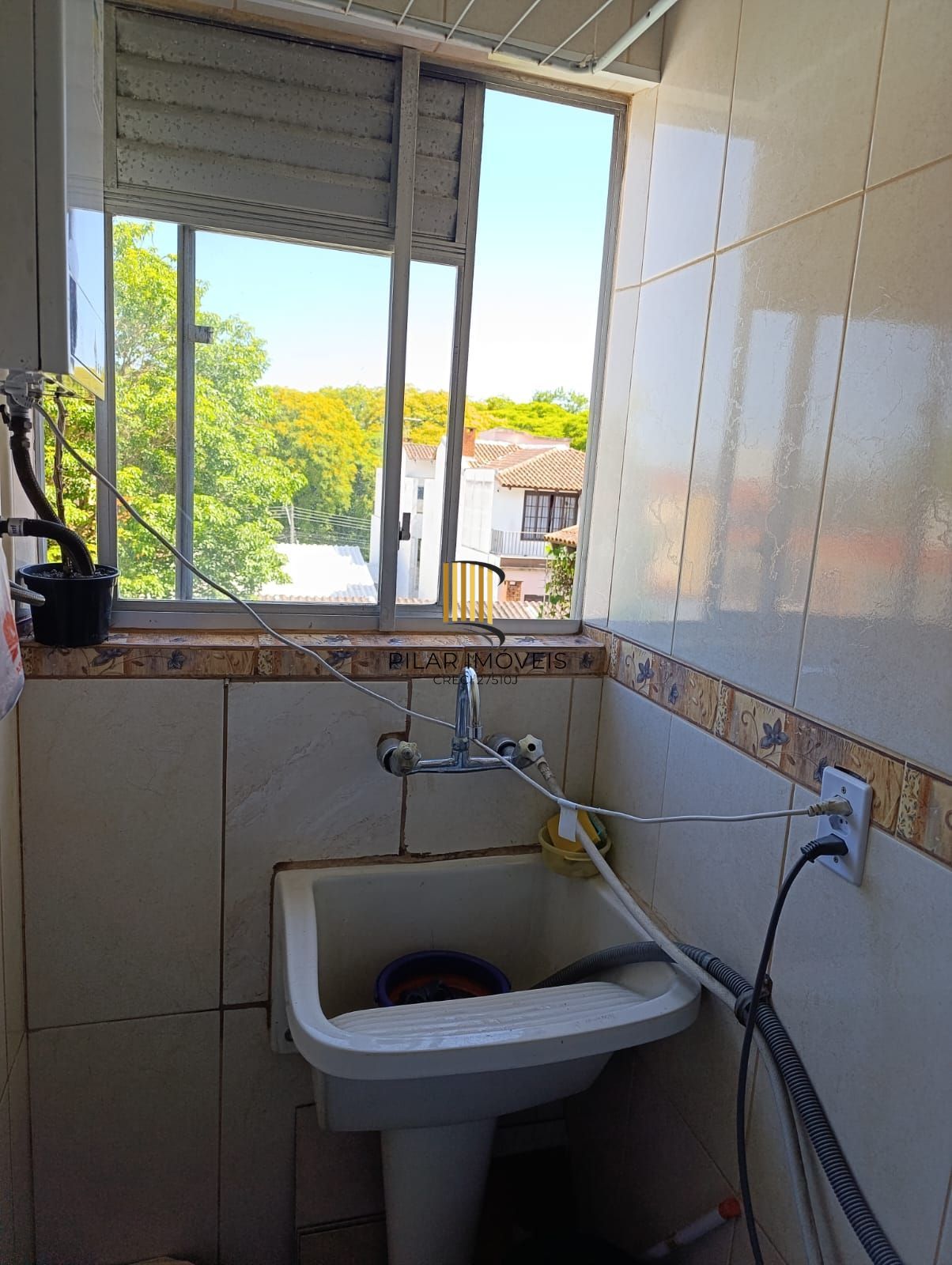 Apartamentosemi mobiliado de 2 dormitórios, 1 vaga no bairro Partenon
