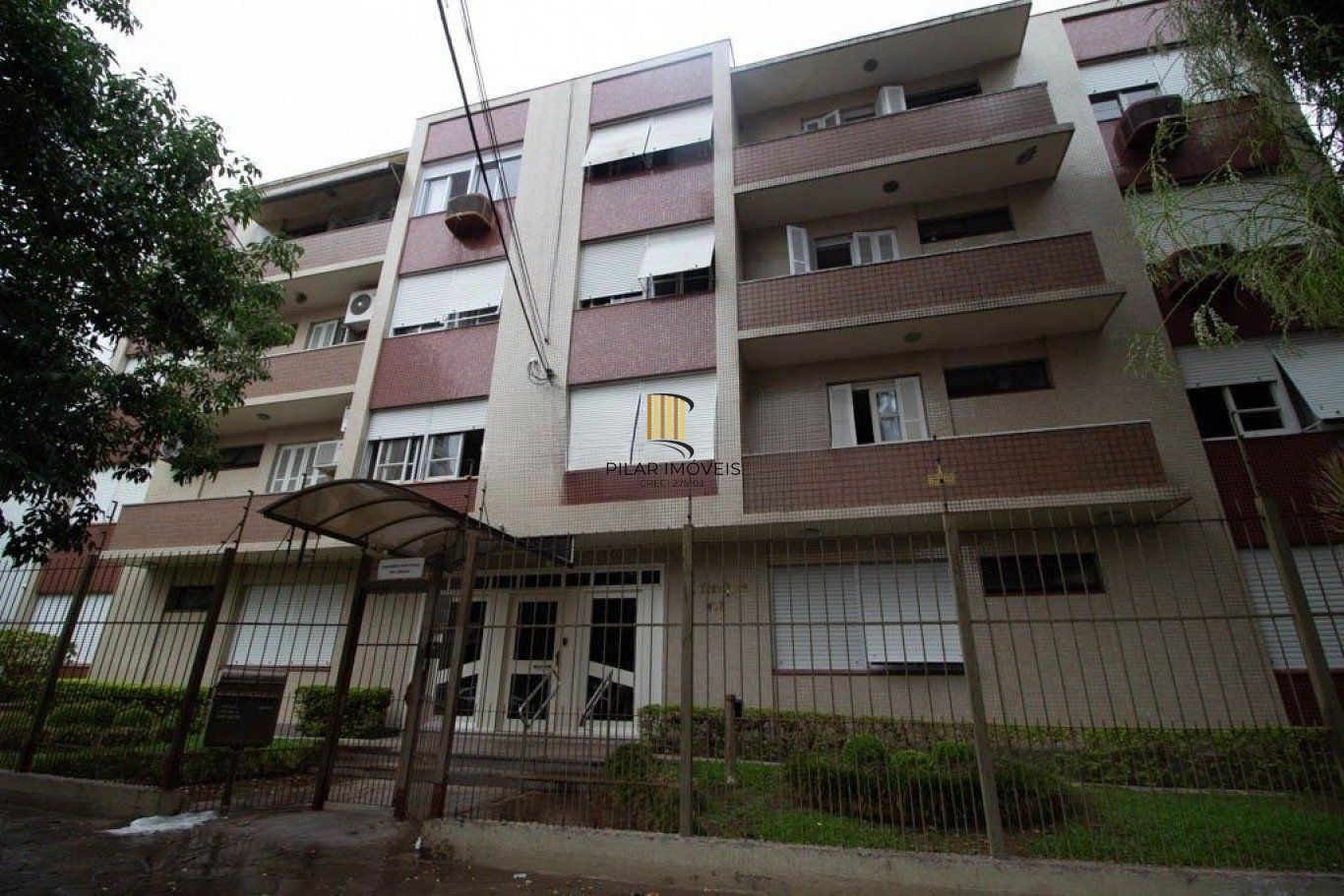 Apartamento à venda com 3 dormitórios 94 m² no bairro Menino Deus