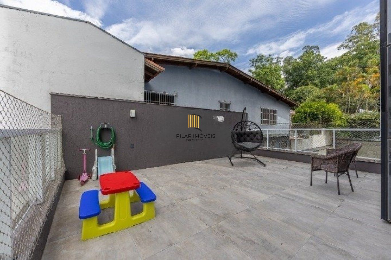 Apartamento Garden 3 dormitórios, 1 suíte, 2 vagas na Rua Cleveland,