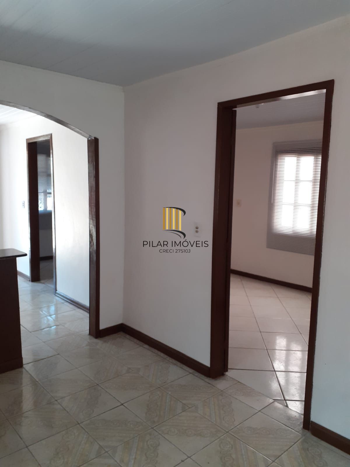 Duas Casas no Mesmo Terreno com 169m² e Entradas Independentes