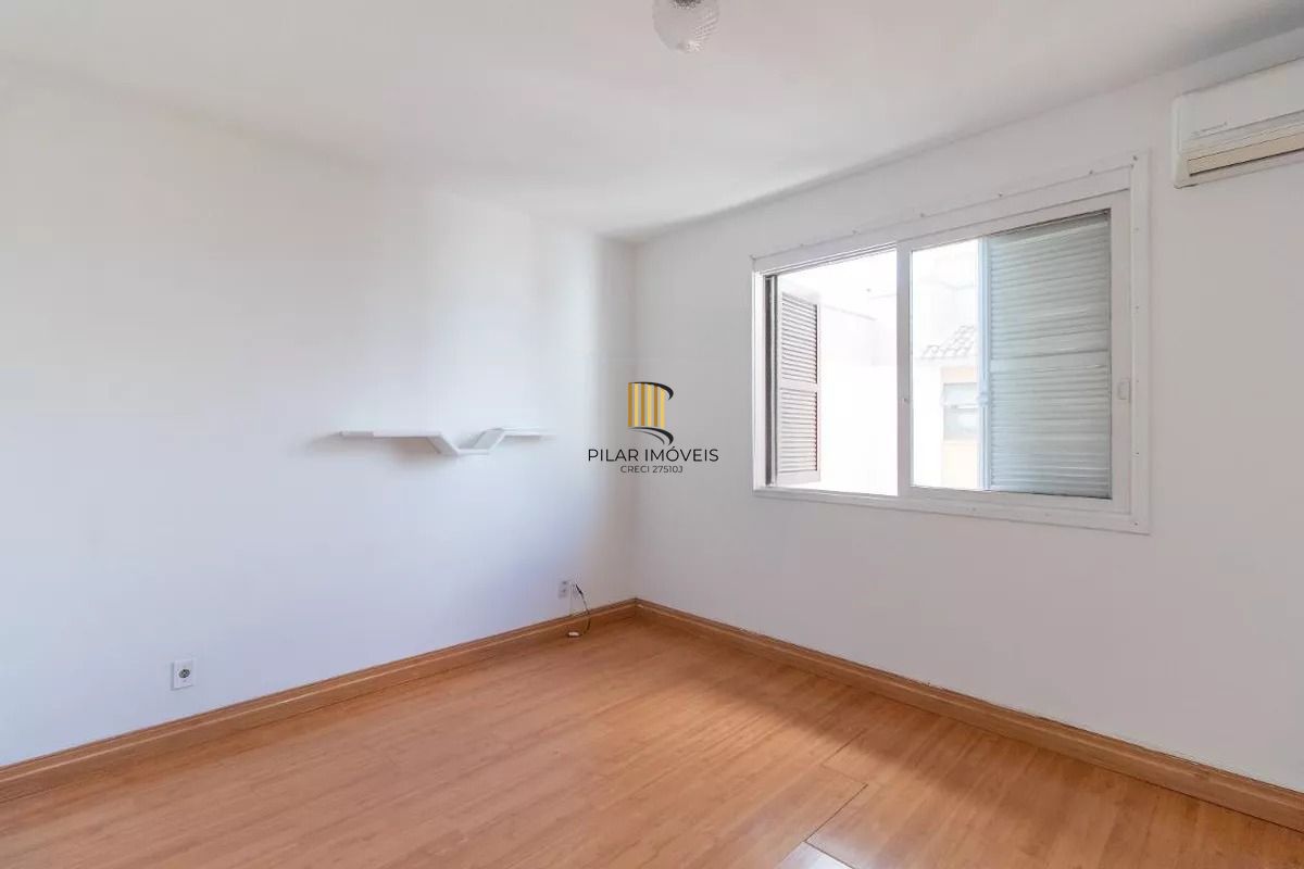 Apartamento à venda com 64m², 2 quartos e 1 vaga no Partenon