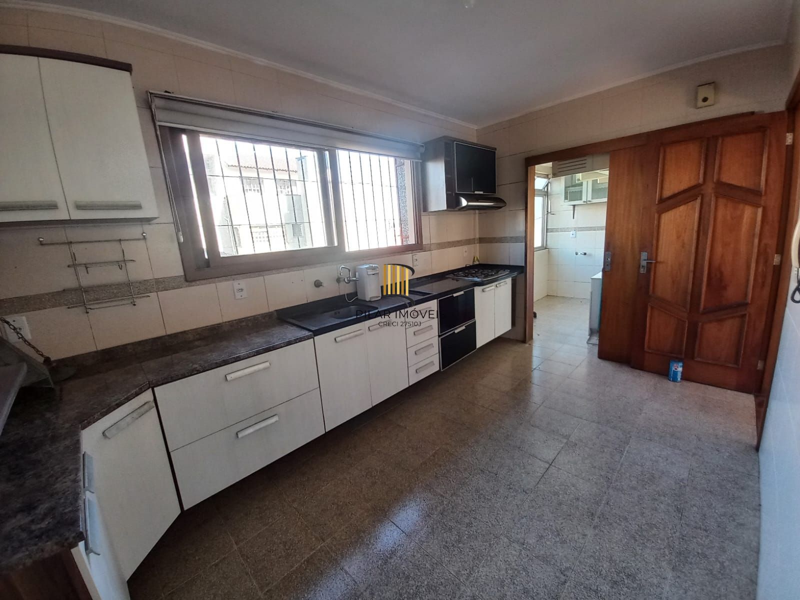 Apartamento com 3 quartos, 1 suíte, sacada e 3 vagas no Bairro jardim Itu