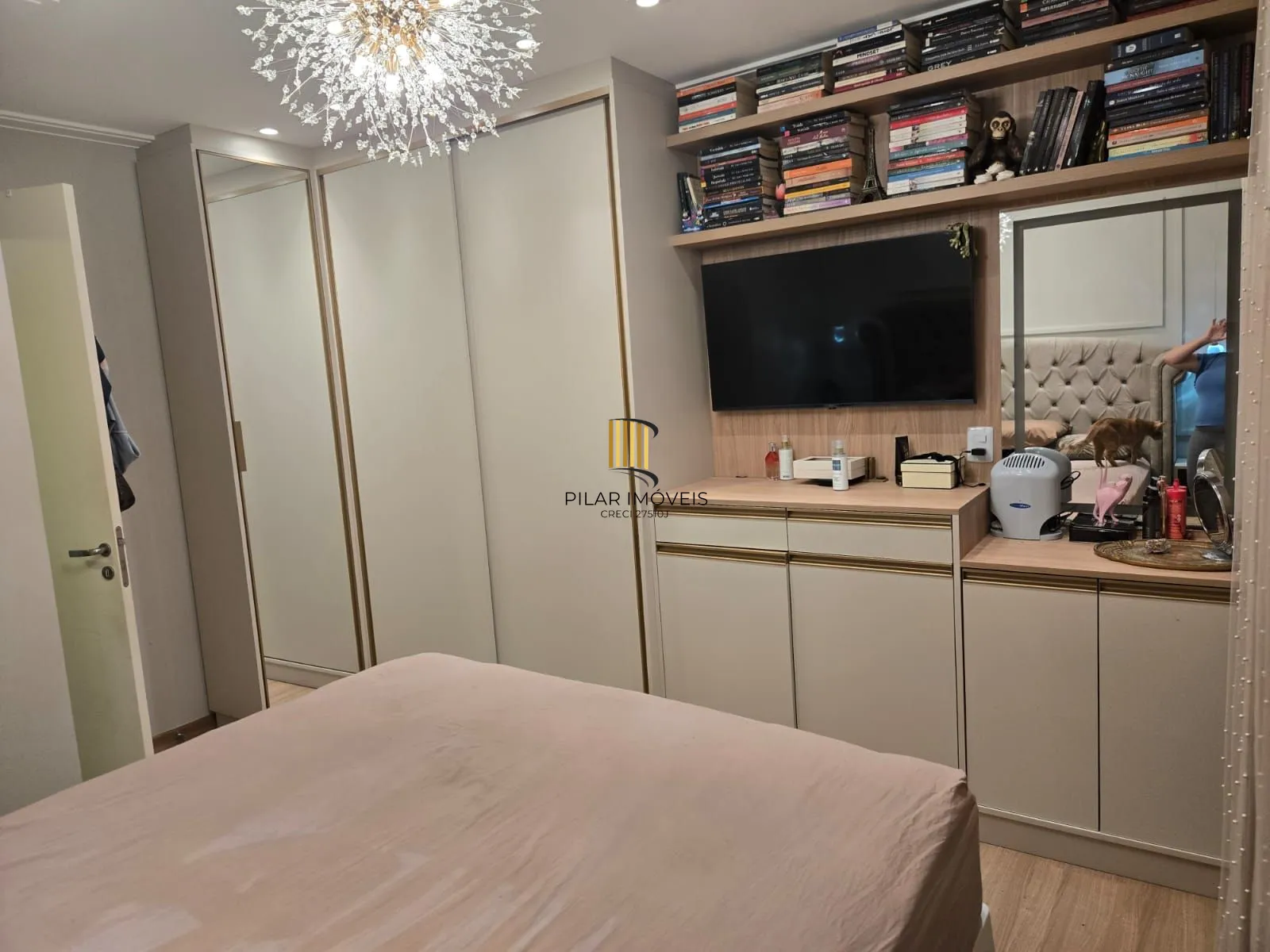 Casa de 2 dormitórios e 2 vagas de garagem em Canoas.