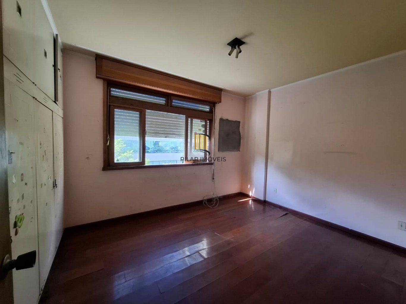 Apartamento de 4 dormitórios bairro Independência