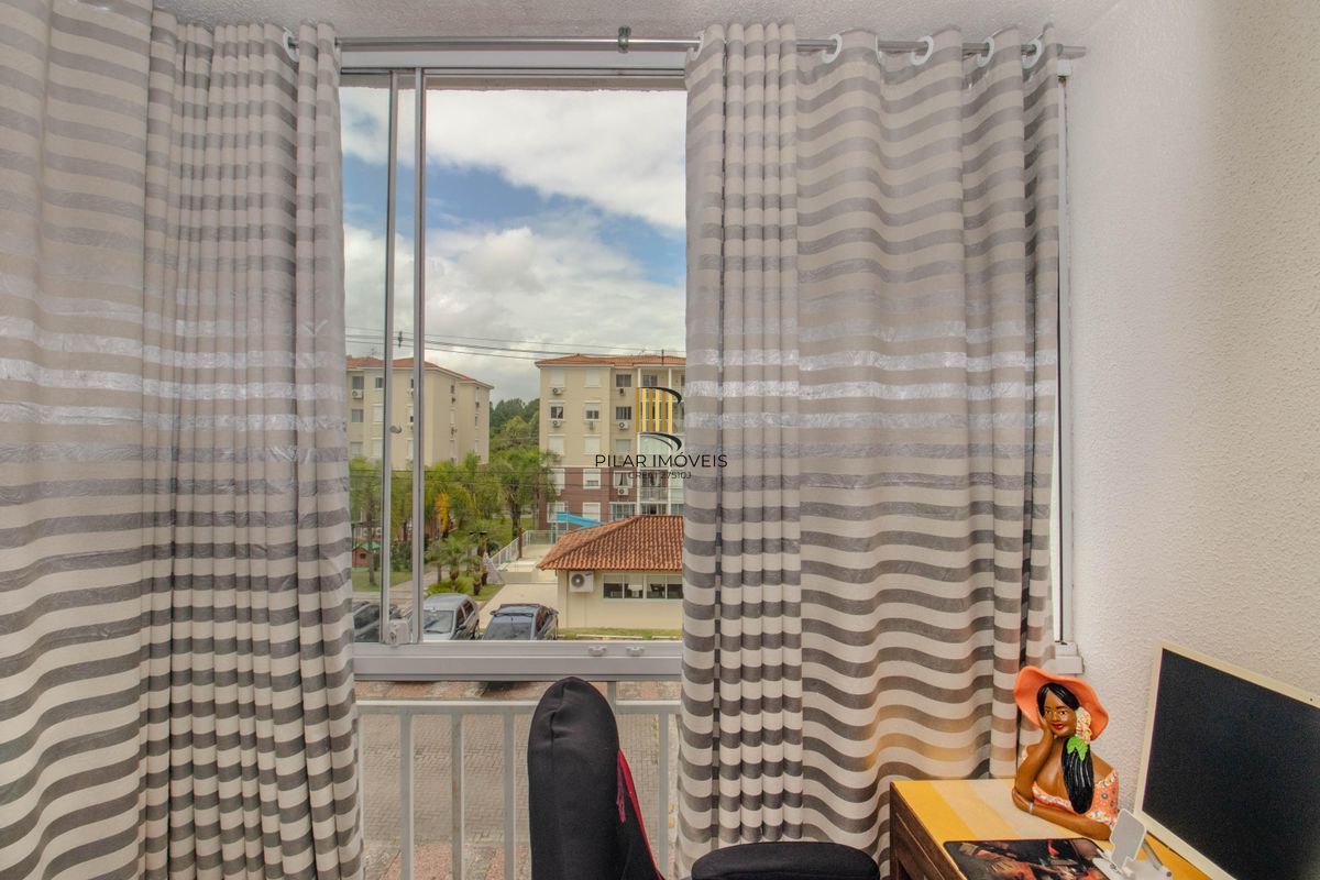 Apartamento com 67m², 3 dormitórios com vaga de garagem no bairro Morro Santana