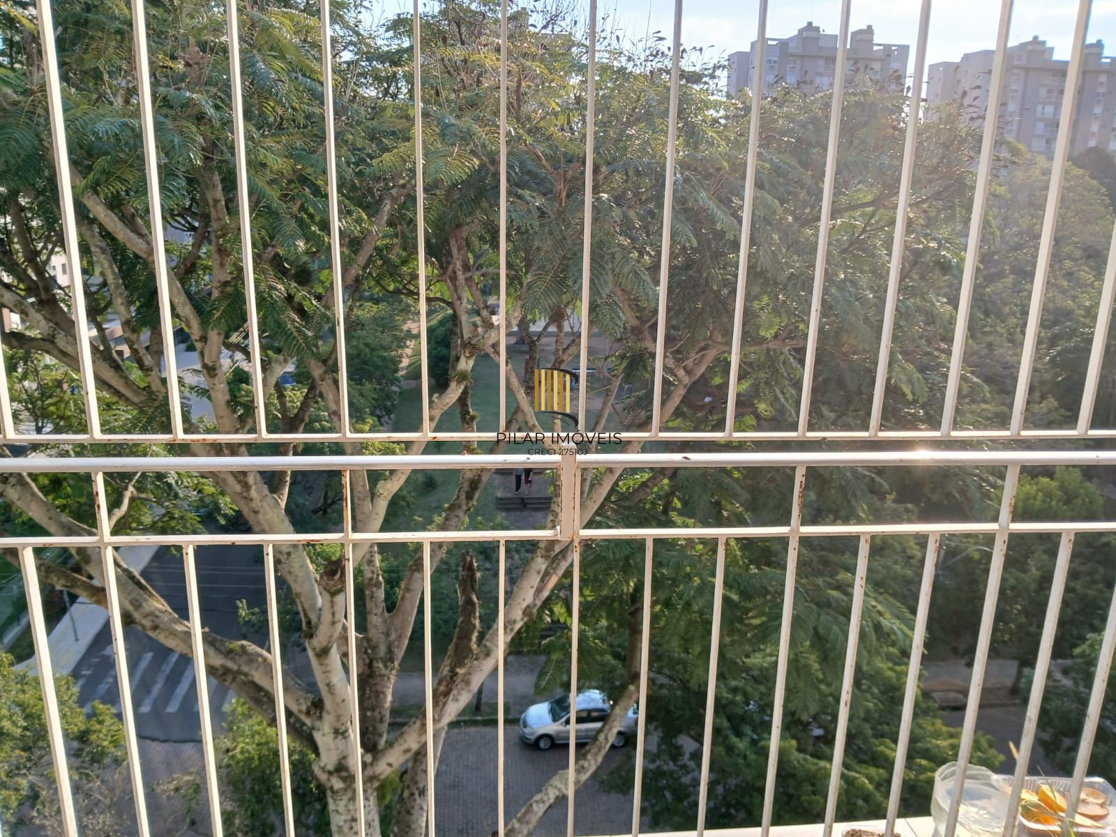 Apartamento com 3 quartos(1 suíte) e 1 vaga de garagem no Bairro Jardim Lindóia