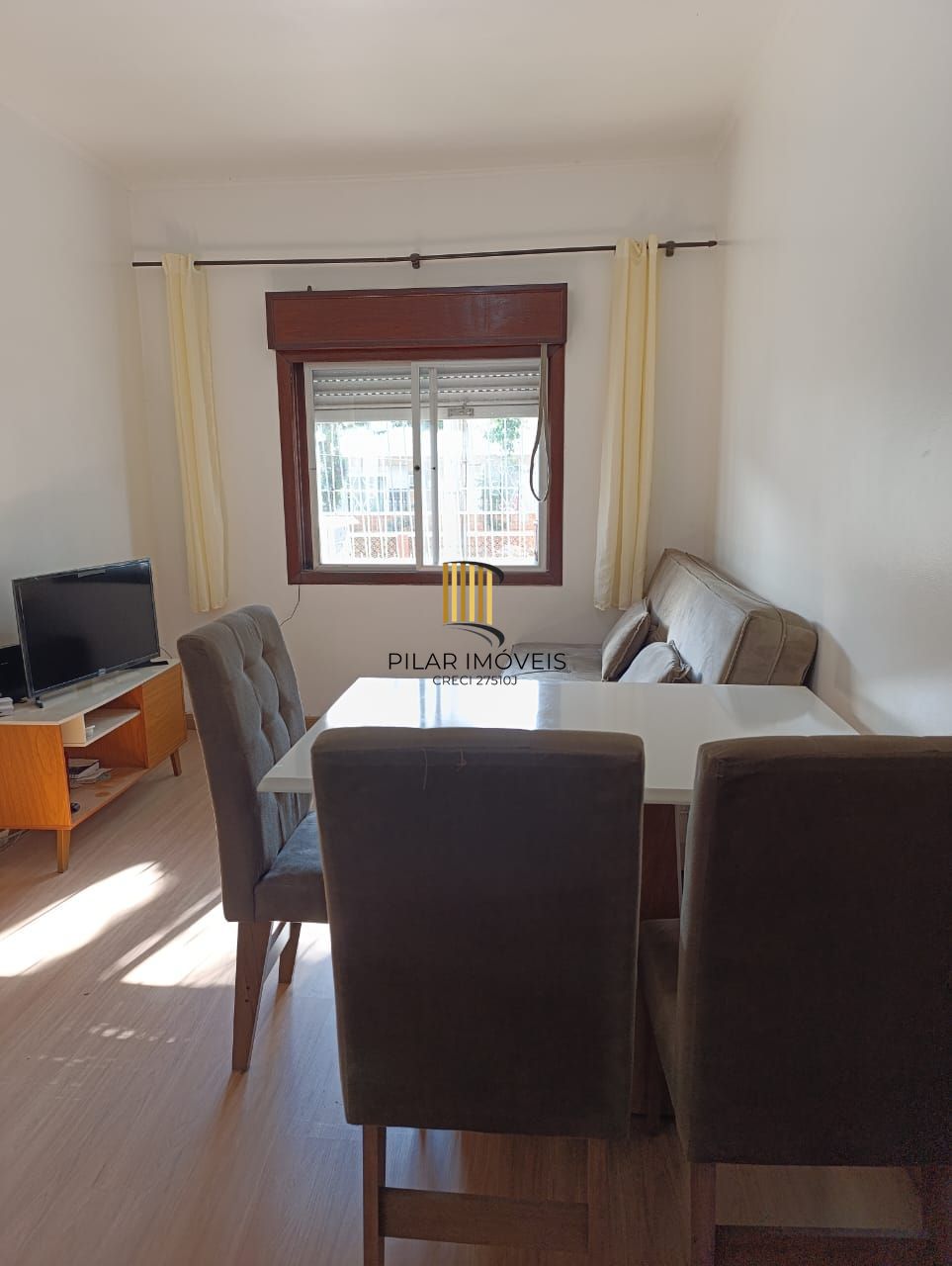 Apartamento térreo de 2 quartos e 1 vaga no bairro São Sebastião