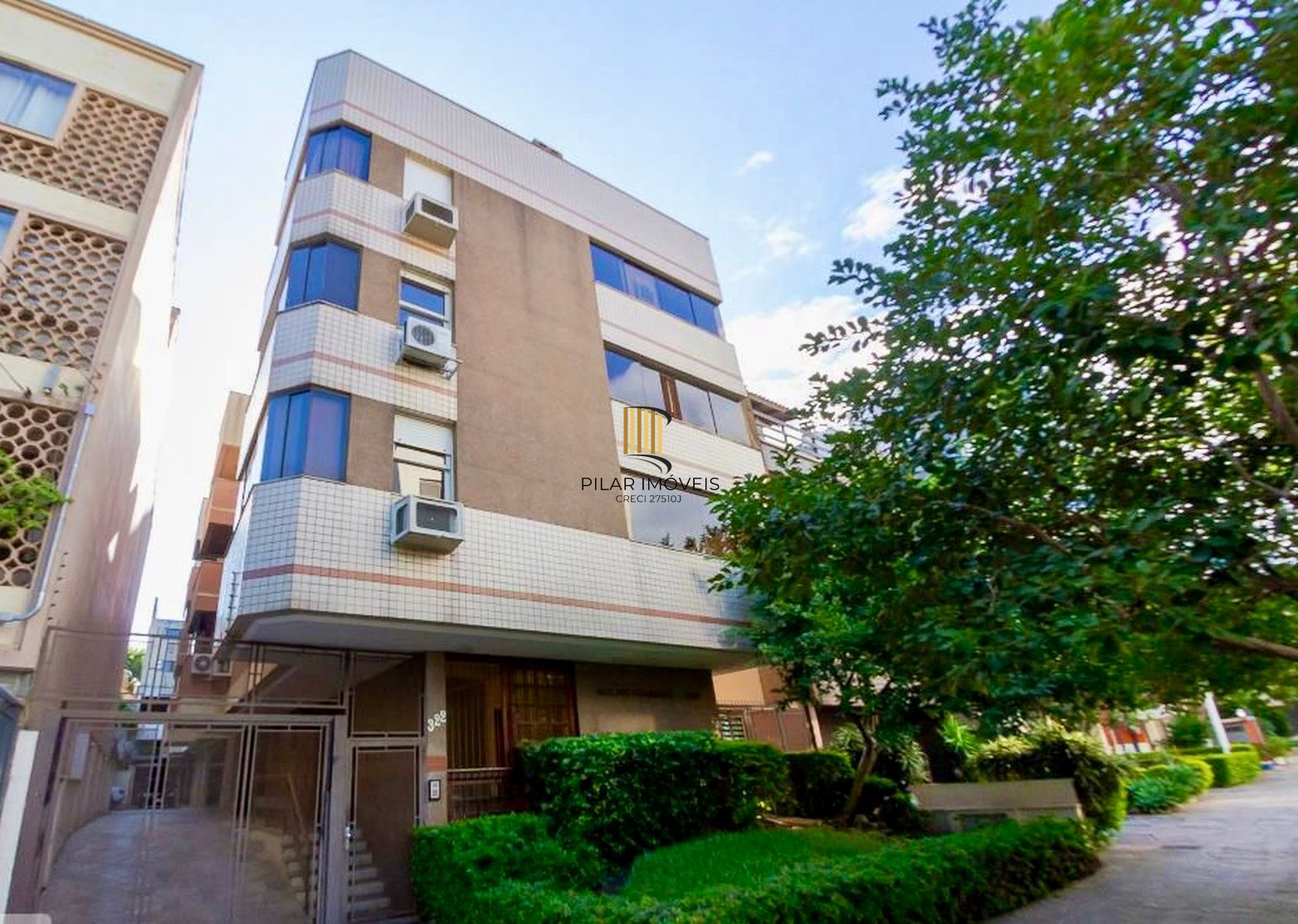 Apartamento Mobiliado à venda com 46m², 1 quarto e 1 vaga Bairro São João