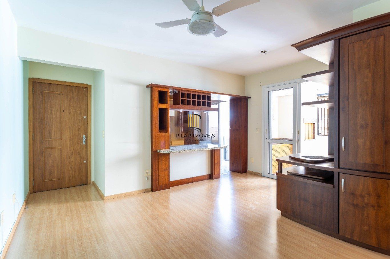 Apartamento com 3 Quartos, 1 suite e 1 vaga à Venda no bairro Tristeza.