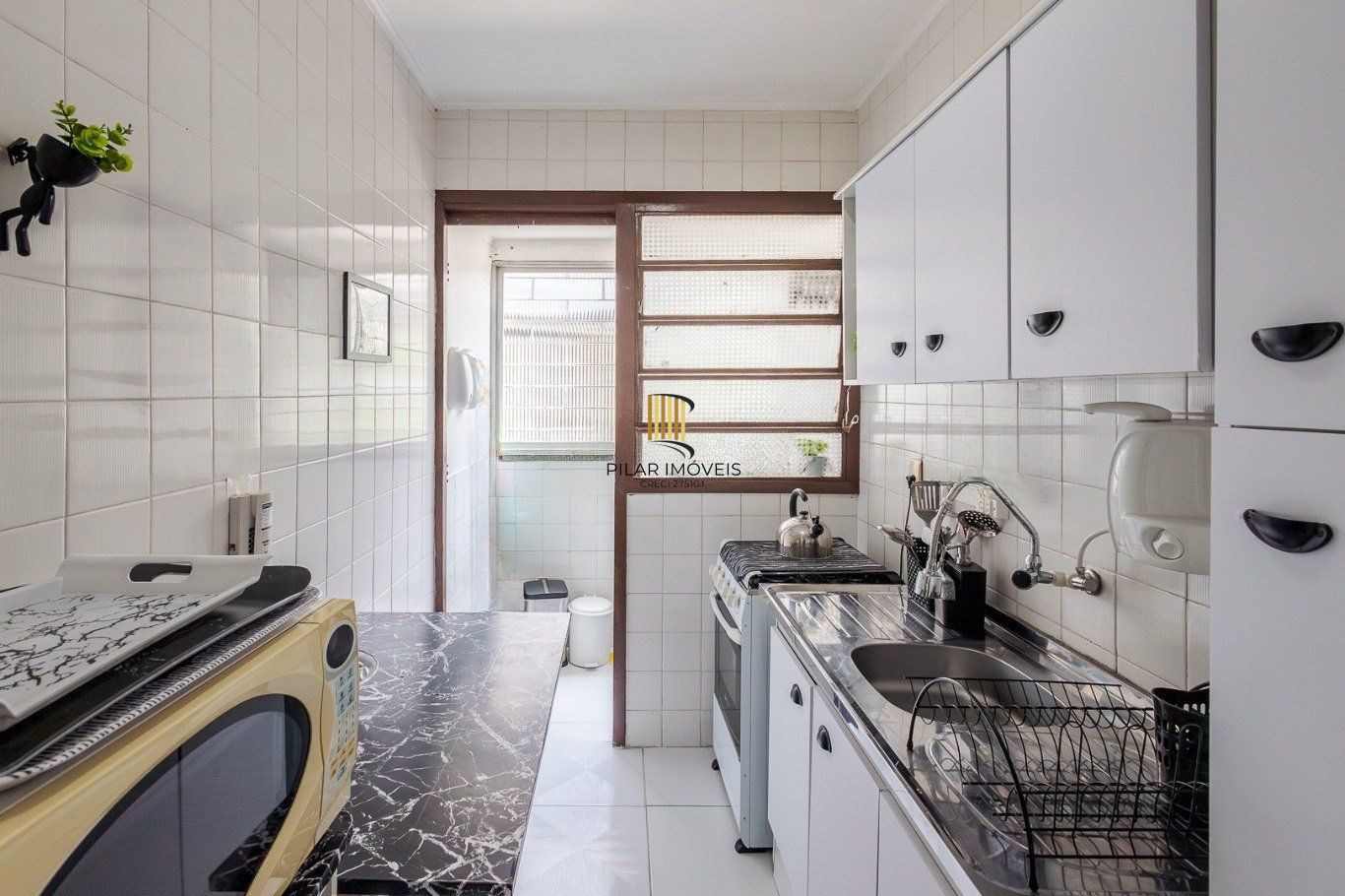 Apartamento térreo com 1 dormitório no Bairro Vila Ipiranga/Jardim Europa