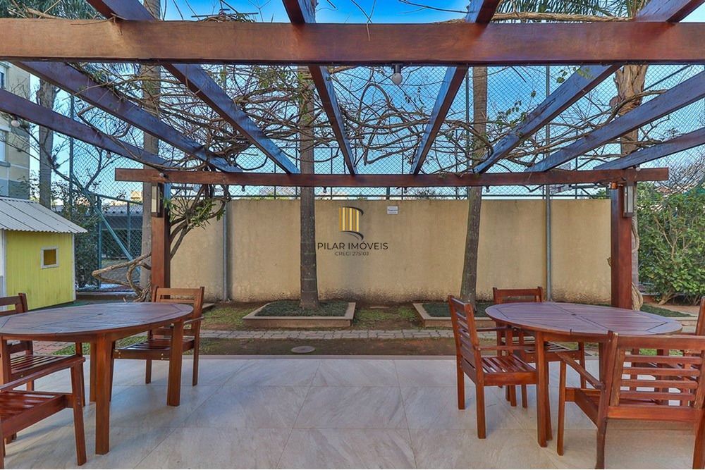 Apartamento de 3 quartos, suíte, elevador e 2 vagas no bairro Vila Ipiranga