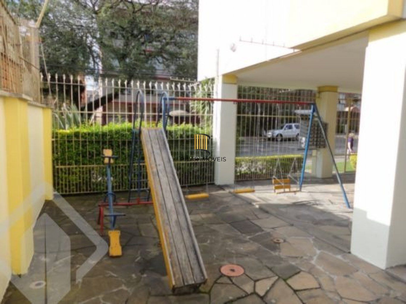 Apartamento de 2 dormitórios no bairro Jardim Botânico