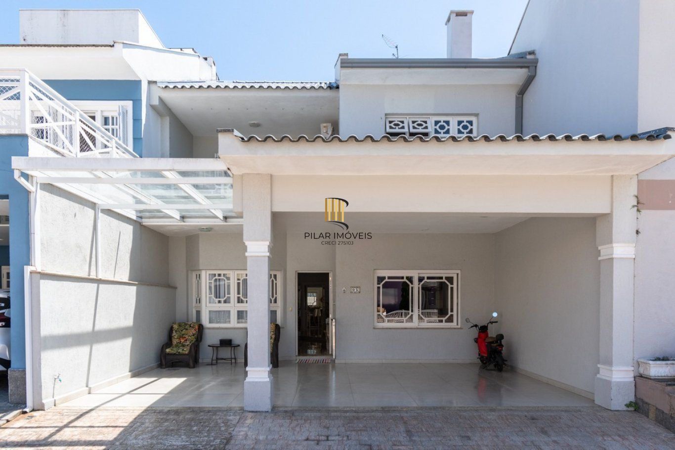 Casa Sobrado 3 dormitórios com suíte, piscina e sótão no Ecoville - Pilar Imóveis