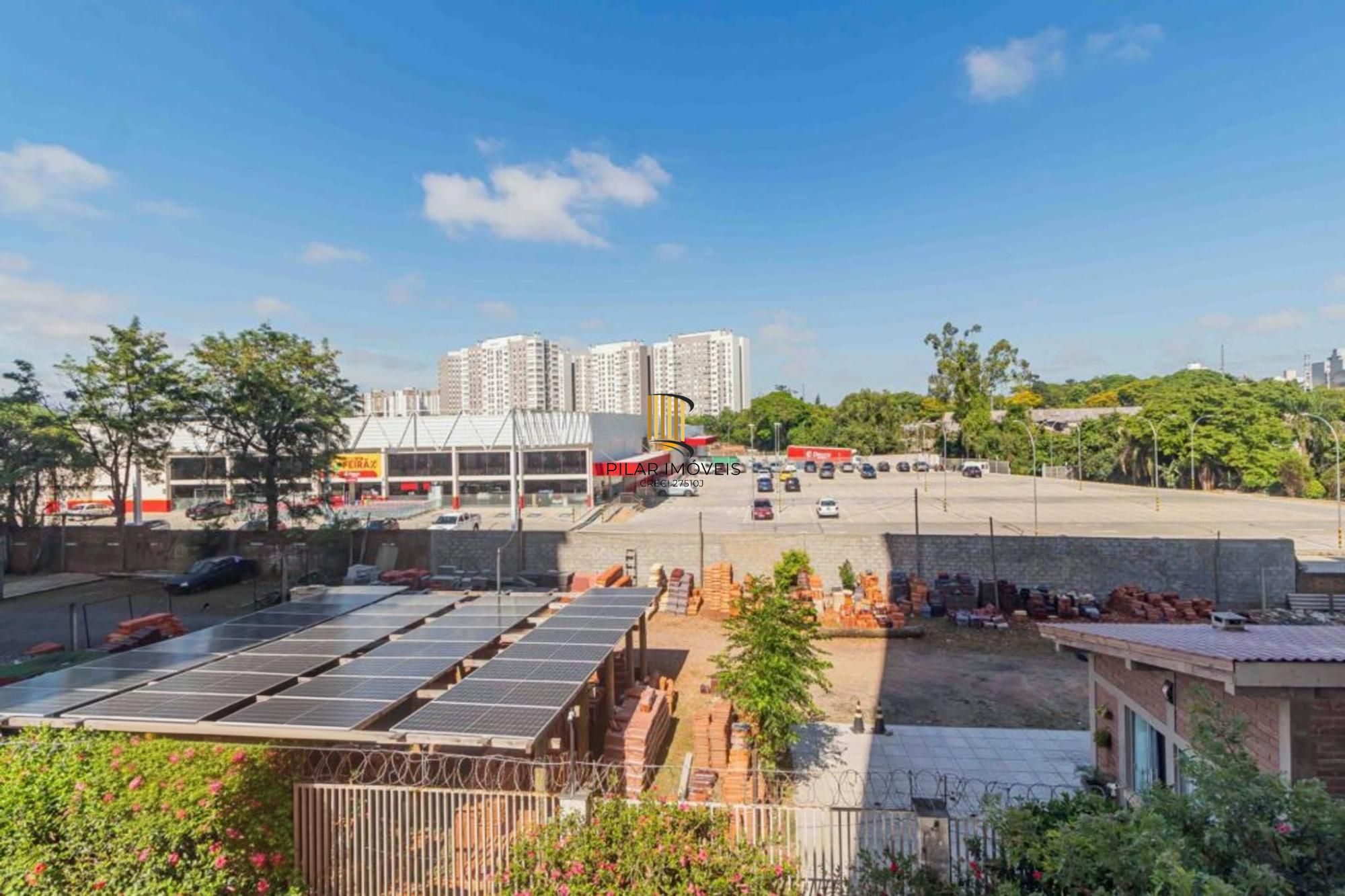 Apartamento com 3 quartos, elevador, sacada e 1 vaga Sarandi.