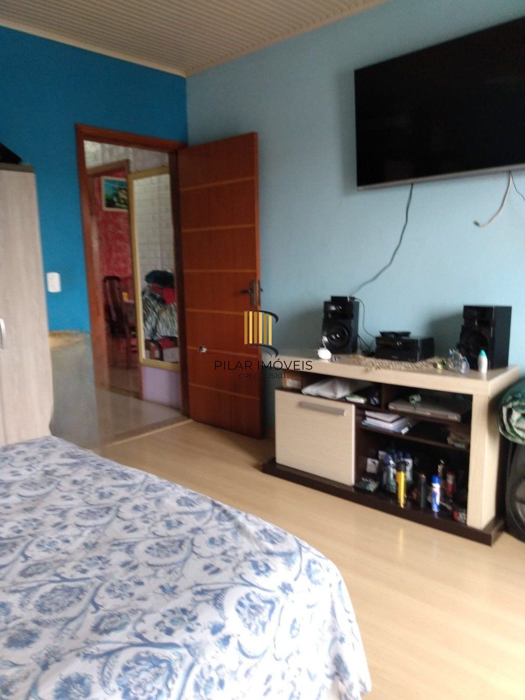 Casa com 3 dormitórios e 3 vagas de garagem em  Cachoeirinha.