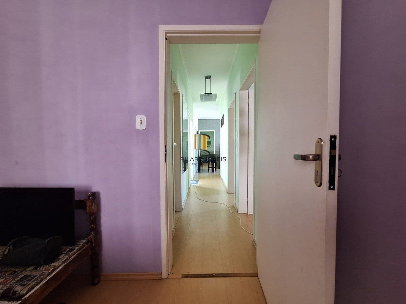 Apartamento à venda com 3 quartos 78 metros privativos no Bairro Menino Deus