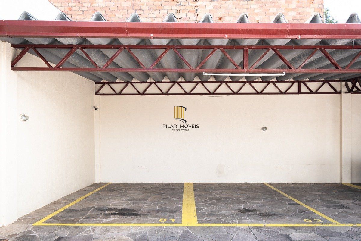 Apartamento de 3 quartos, elevador, churrasqueira, 2 vagas  no bairro Lindóia