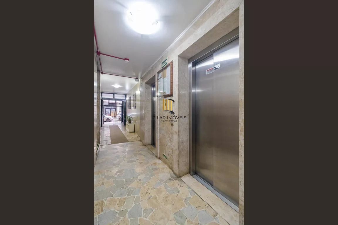 Apartamento com 4 quartos, 3 banheiros no Bairro Centro Historico.